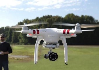 Terbangkan Drone Disembarang Tempat Bisa di Denda 1,5 Miliar